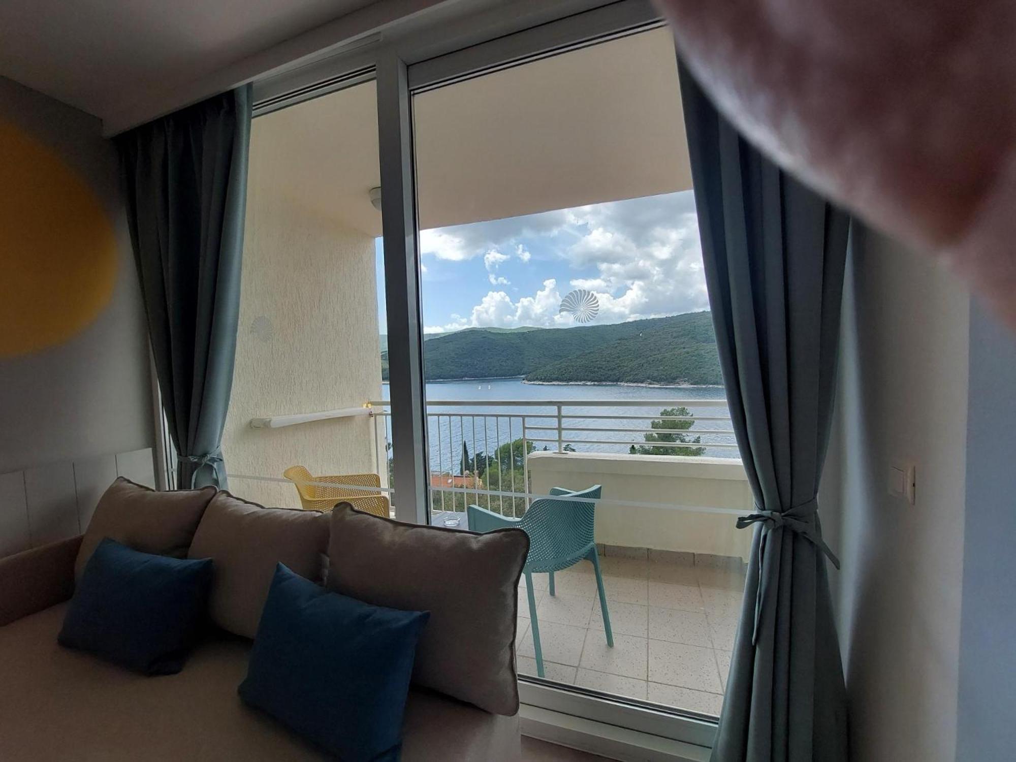 Rabac Sunny Hotel & Residence Екстер'єр фото