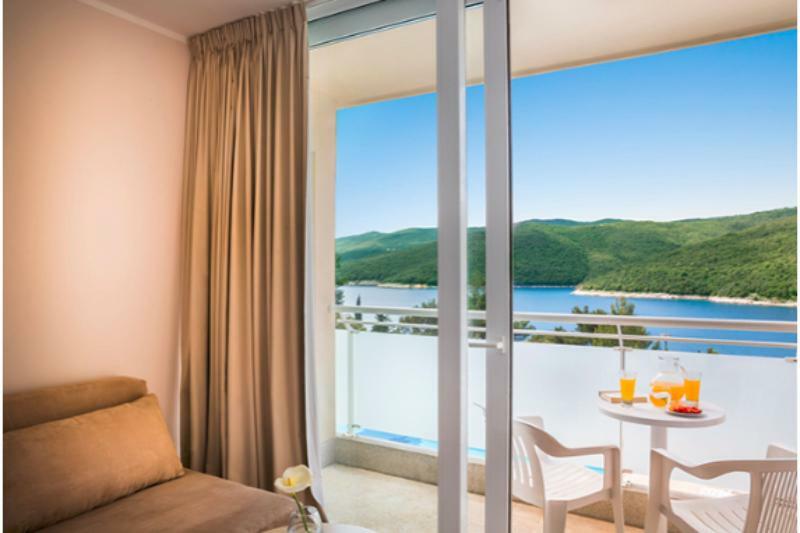 Rabac Sunny Hotel & Residence Екстер'єр фото